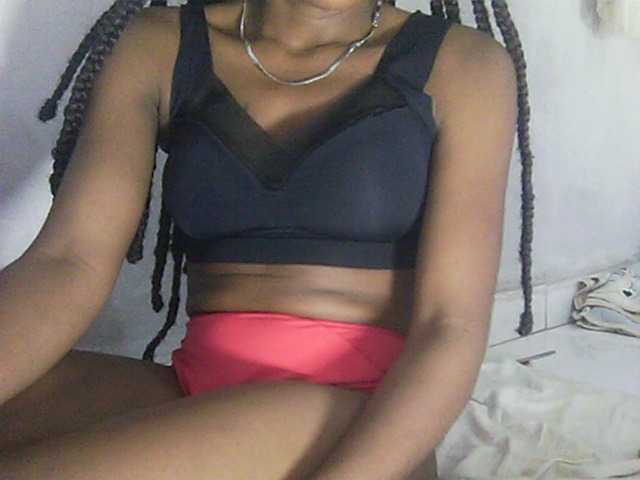 Masivelo live cam on BongaCams