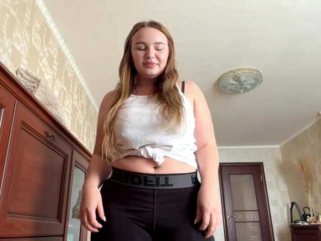 MaureenCardimino live cam on BongaCams