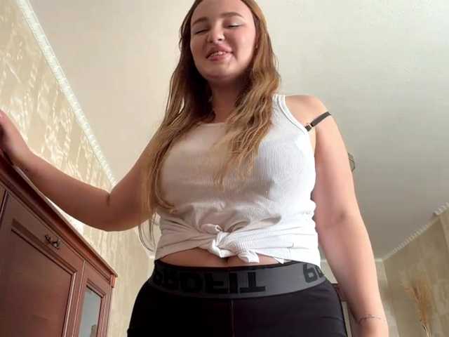 MaureenCardimino live cam on BongaCams