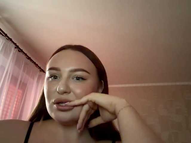 MaureenCardimino live cam on BongaCams