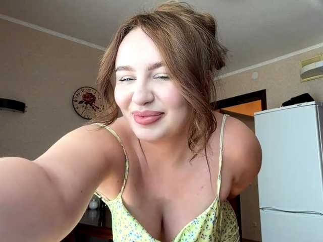 MaureenCardimino live cam on BongaCams