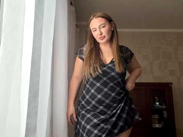 MaureenCardimino live cam on BongaCams