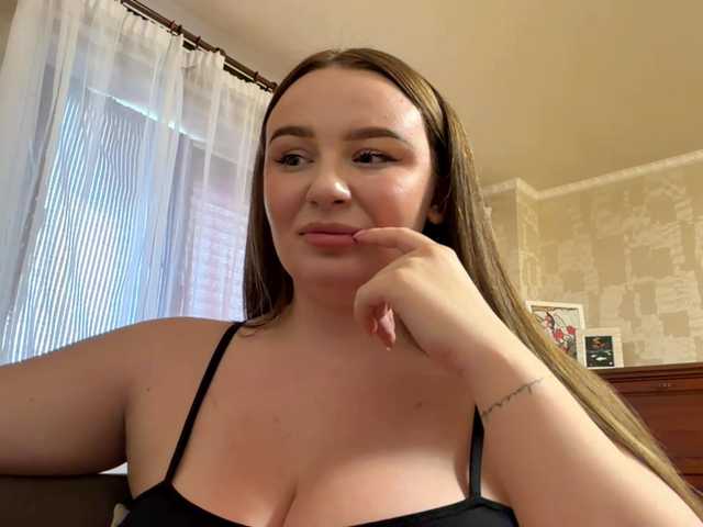 MaureenCardimino live cam on BongaCams