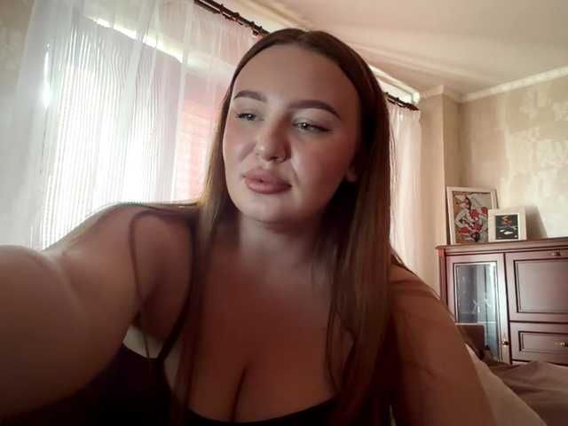 MaureenCardimino live cam on BongaCams