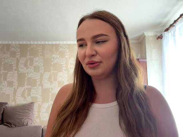 MaureenCardimino live cam on BongaCams