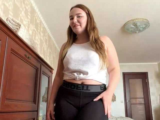 MaureenCardimino live cam on BongaCams
