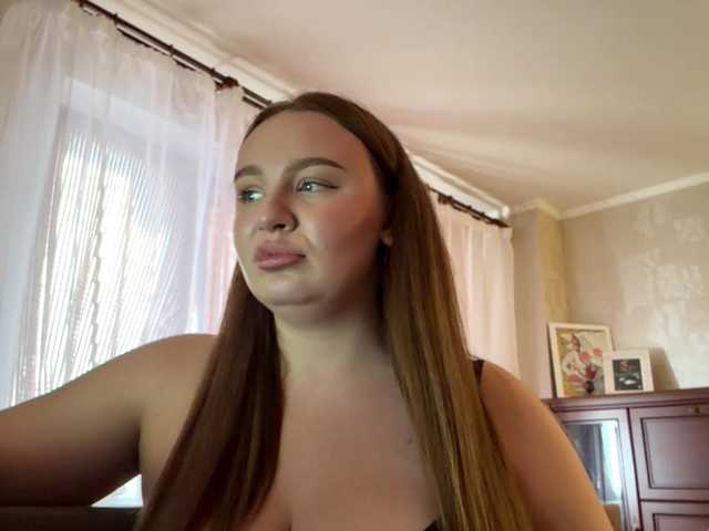 MaureenCardimino live cam on BongaCams