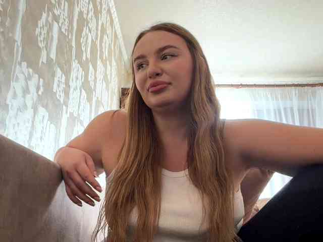 MaureenCardimino webcam
