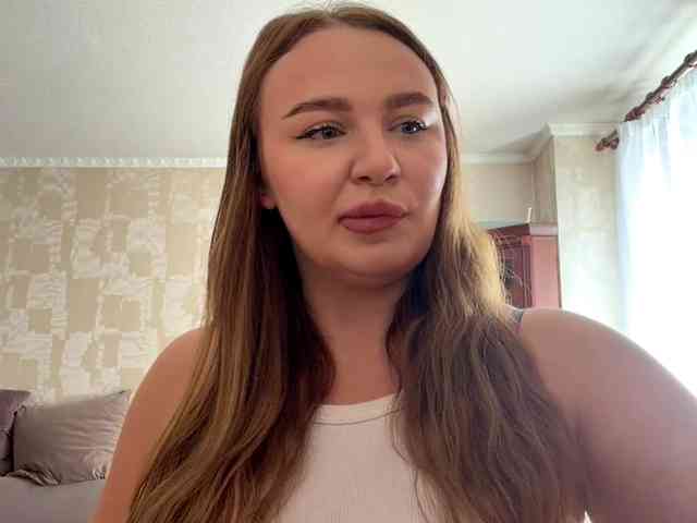 MaureenCardimino webcam
