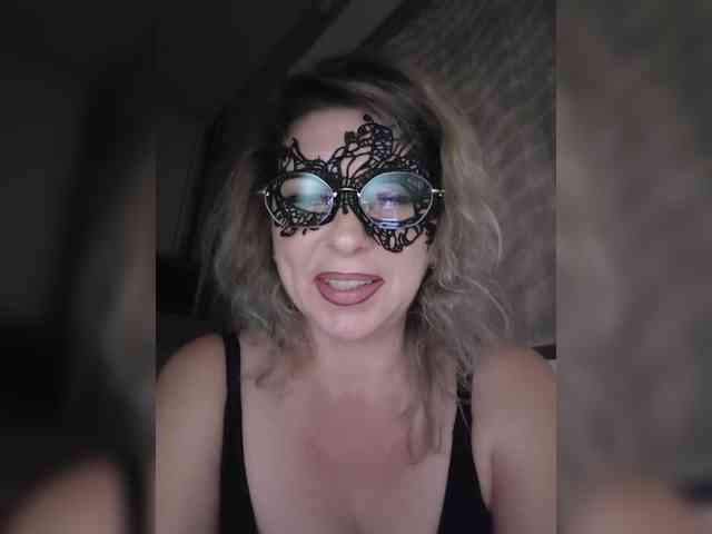 Sandra-MEOW webcam