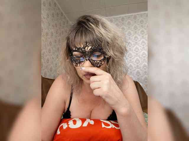 Sandra-MEOW webcam