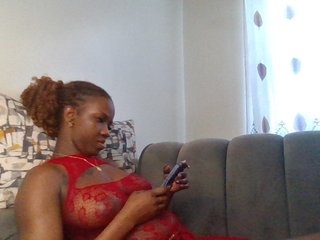 PetiteDivah24's Live Webcam