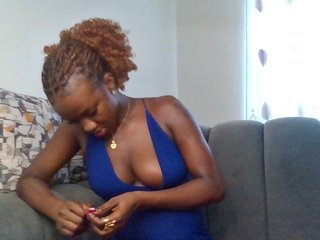 PetiteDivah24