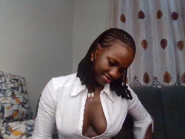 PetiteDivah24