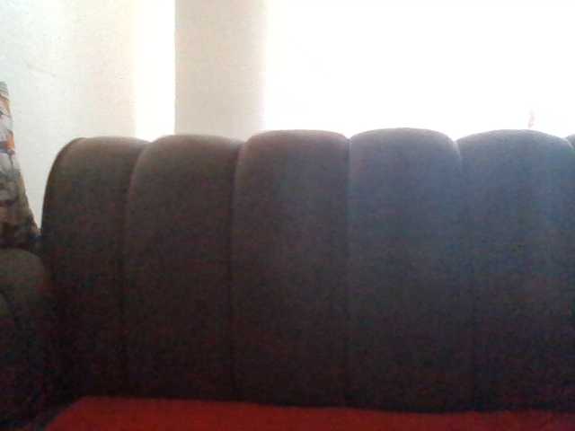 PetiteDivah24 live cam on BongaCams