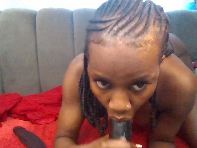PetiteDivah24