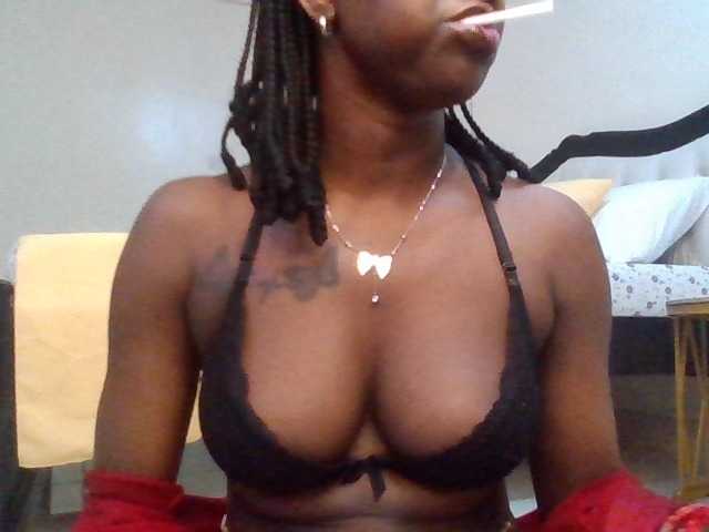 PetiteDivah24