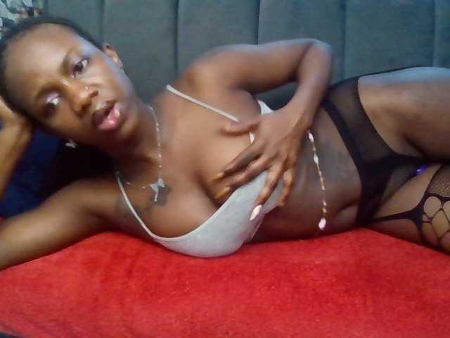 PetiteDivah24