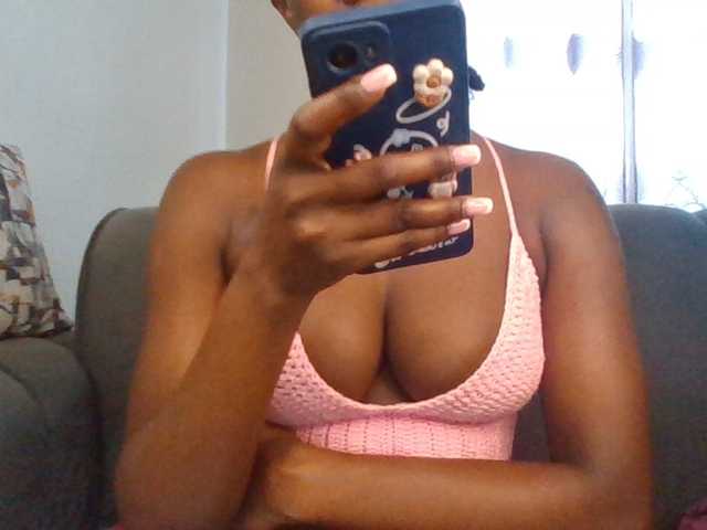 PetiteDivah24
