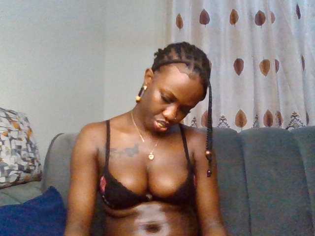PetiteDivah24