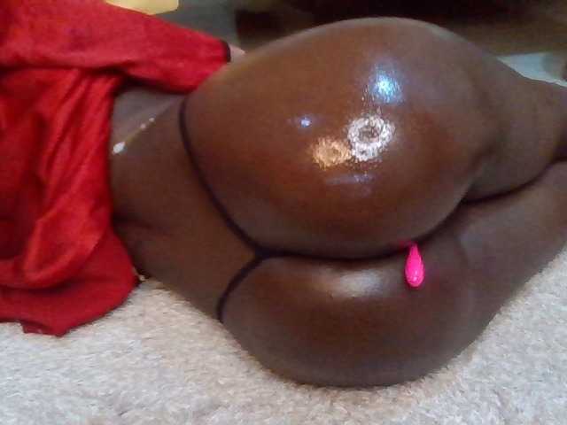 PetiteDivah24