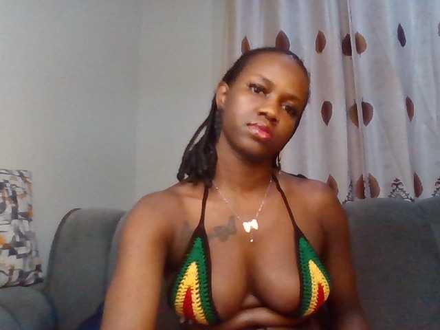 PetiteDivah24