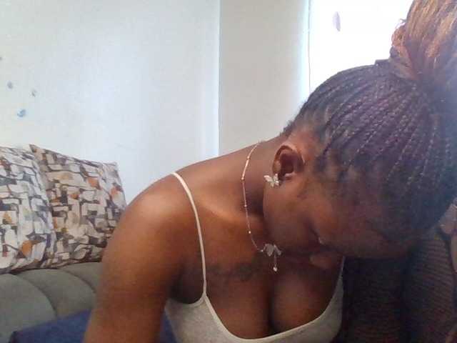 PetiteDivah24