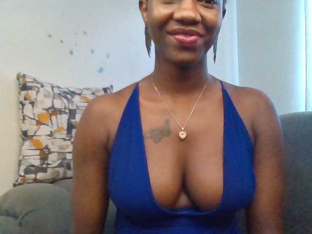 PetiteDivah24