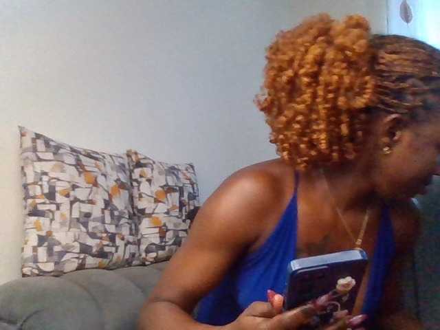 PetiteDivah24