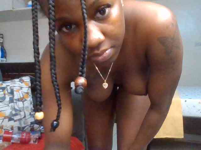 PetiteDivah24
