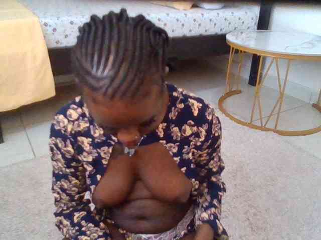 PetiteDivah24