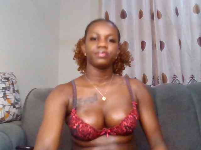 PetiteDivah24 PetiteDivah24