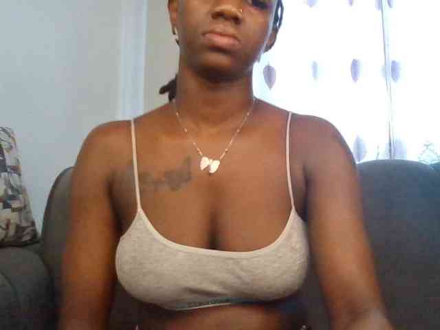 PetiteDivah24