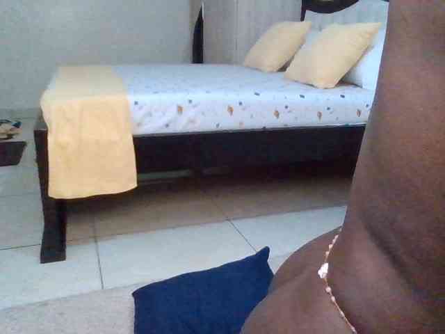 PetiteDivah24