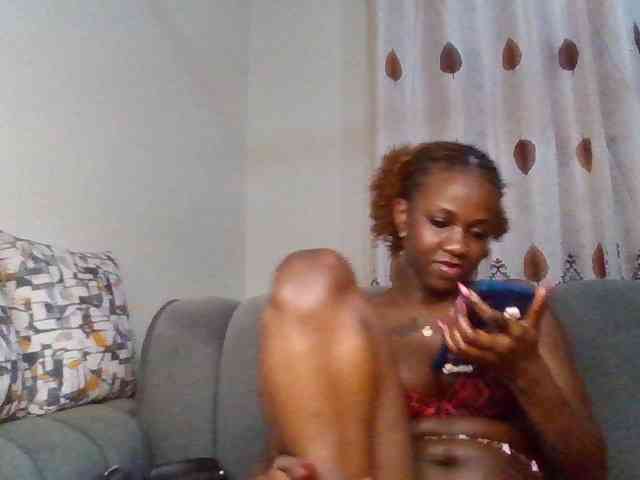 PetiteDivah24