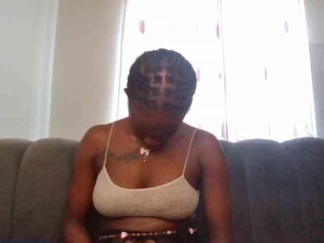 PetiteDivah24