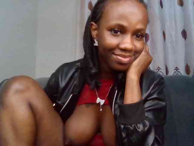 PetiteDivah24