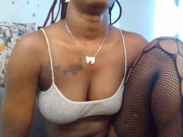 PetiteDivah24