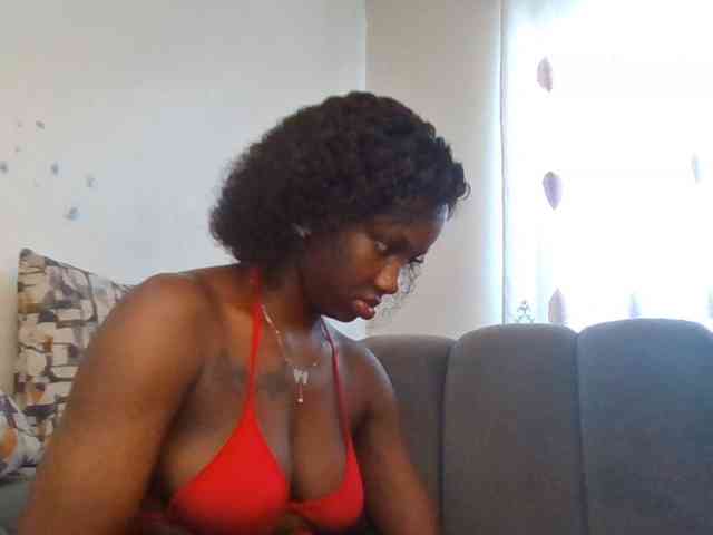 PetiteDivah24 PetiteDivah24
