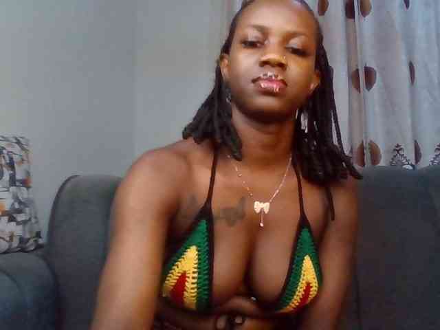 PetiteDivah24