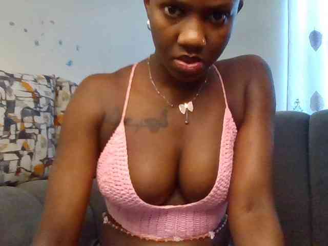 PetiteDivah24