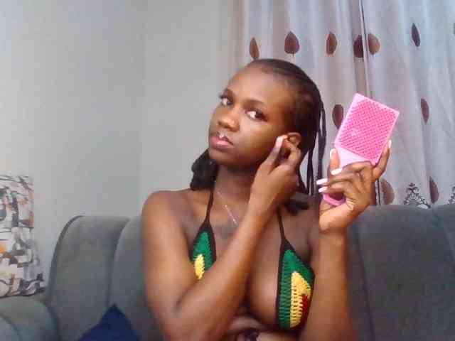 PetiteDivah24