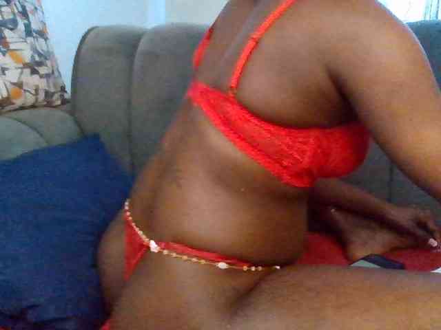 PetiteDivah24