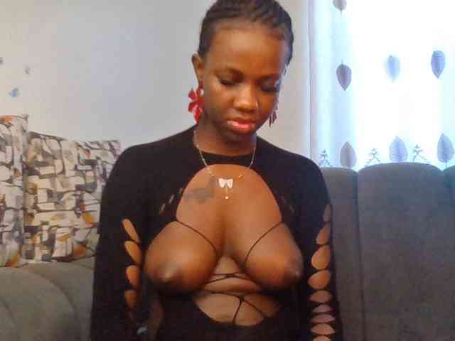 PetiteDivah24