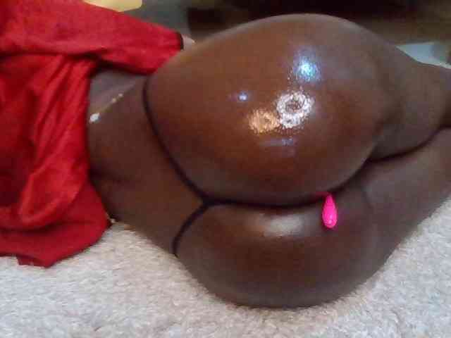 PetiteDivah24
