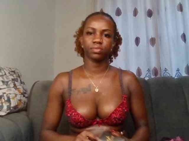 PetiteDivah24