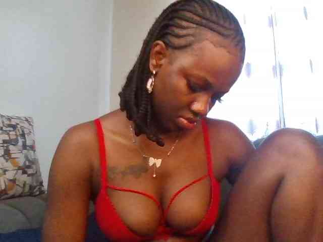 PetiteDivah24