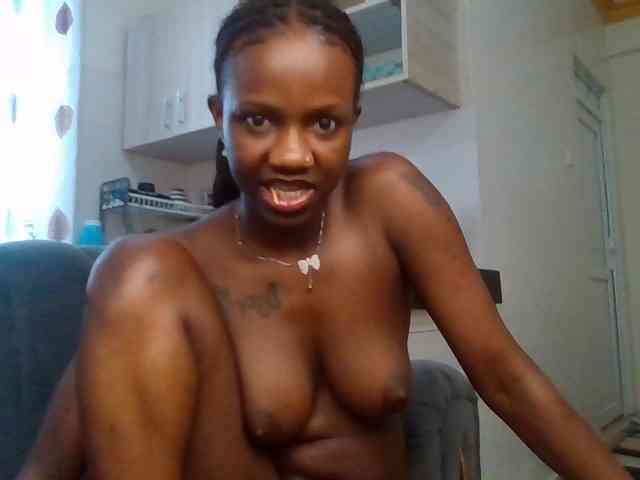PetiteDivah24