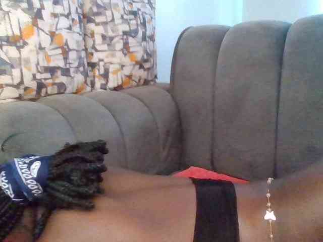 PetiteDivah24 PetiteDivah24