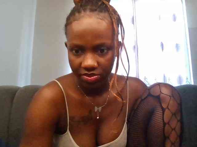 PetiteDivah24 PetiteDivah24